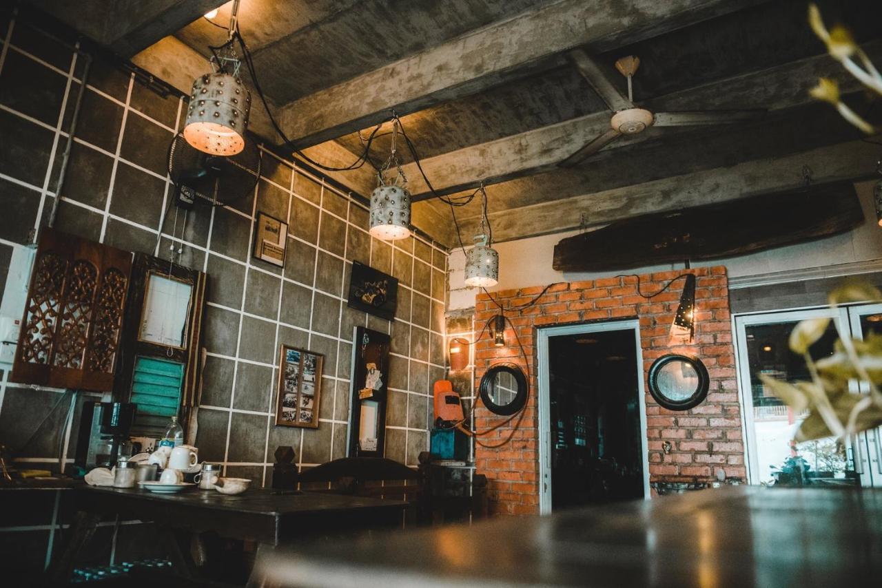 Motodorm Langkawi Hostel Kuah Kültér fotó